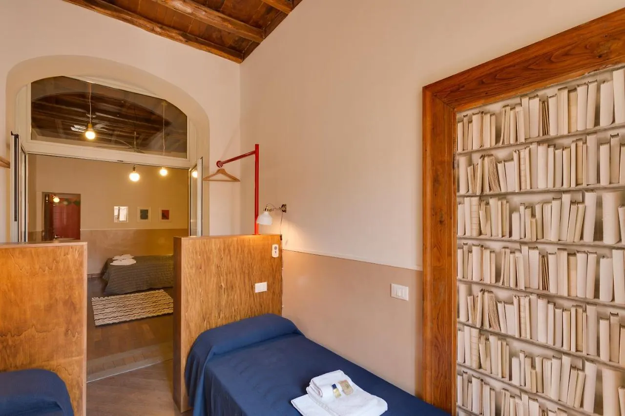 Romac Baullari Holiday Apartment In Campo De Fiori Rome