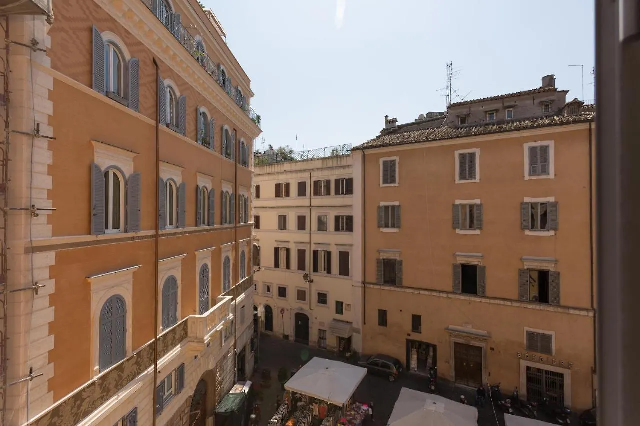 Romac Baullari Holiday Apartment In Campo De Fiori