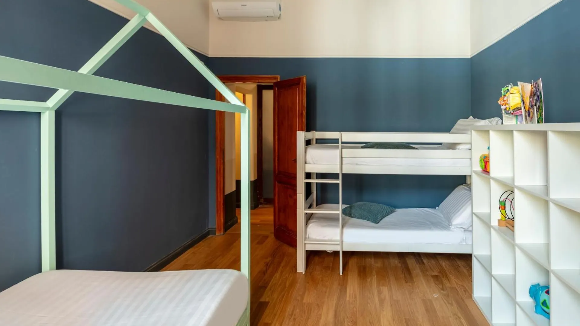 Romac Baullari Holiday Apartment In Campo De Fiori Rome